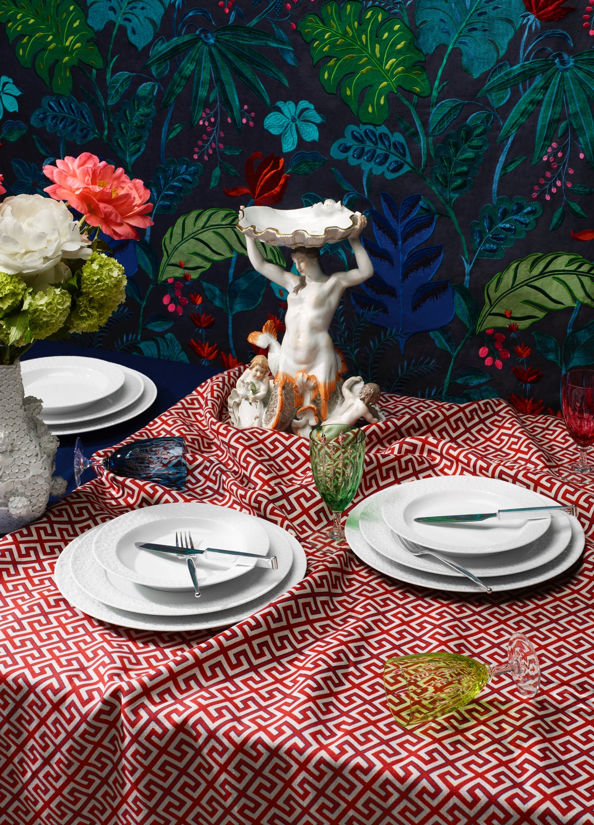 Meissen-Porzellan_Kollektion_Tisch-und-Tafel_N41_Royal-Blossom_06.jpg