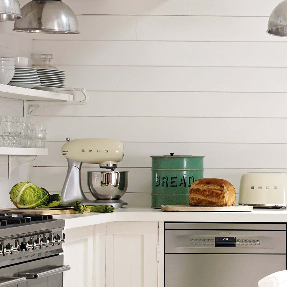 impastatrice 50's Style smeg panna (6).jpg