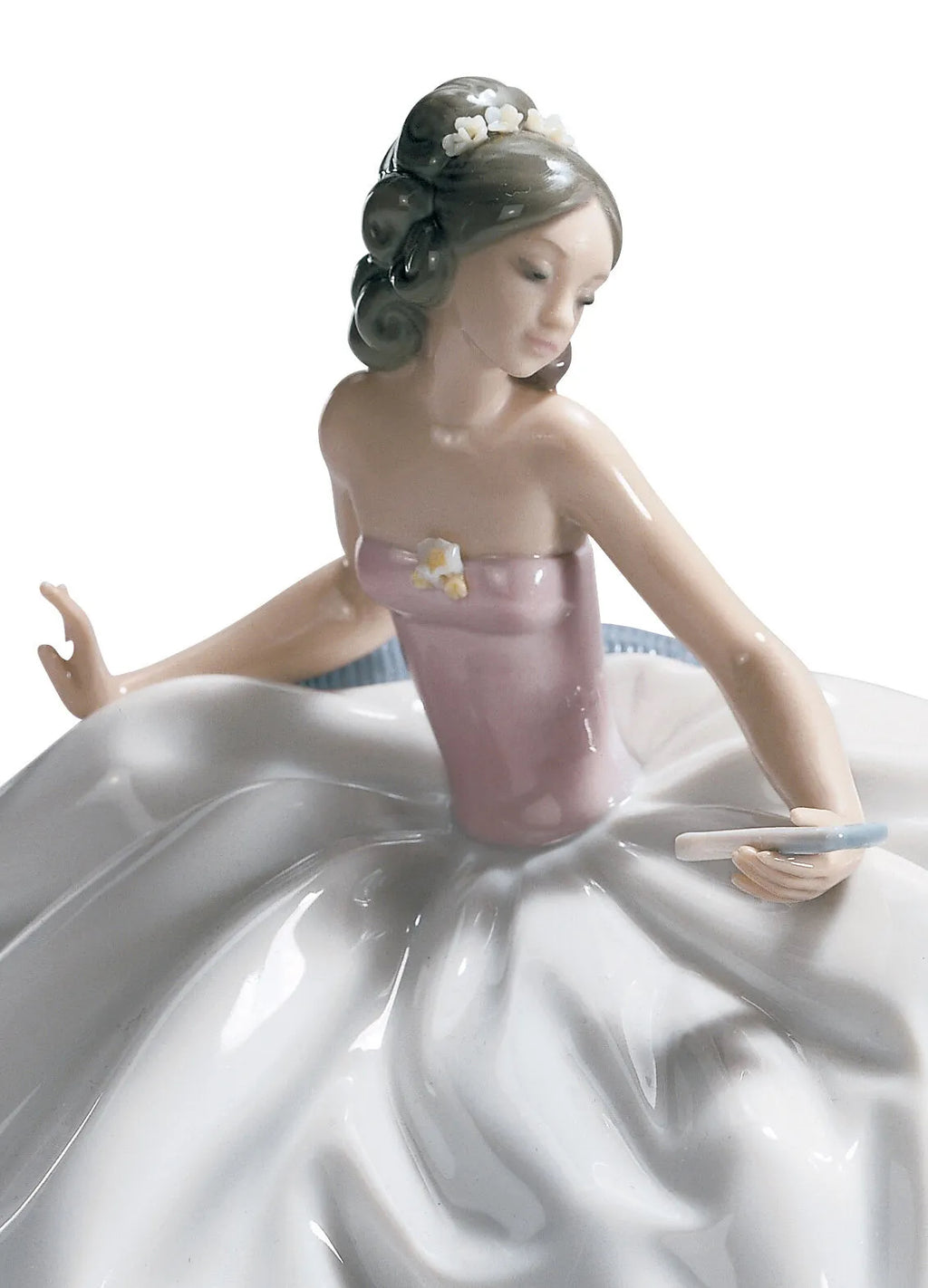 dama al ballo primo piano 1005859 Lladrò.jpg