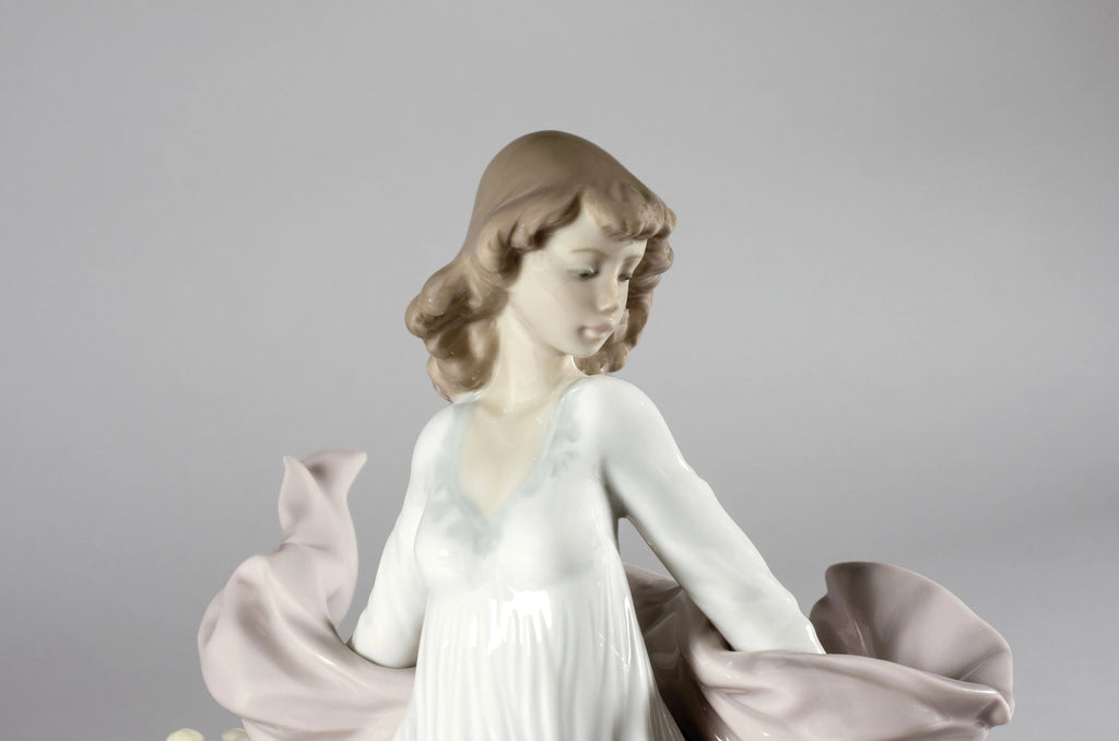 splendore primaverile viso 1005898 Lladrò.jpg