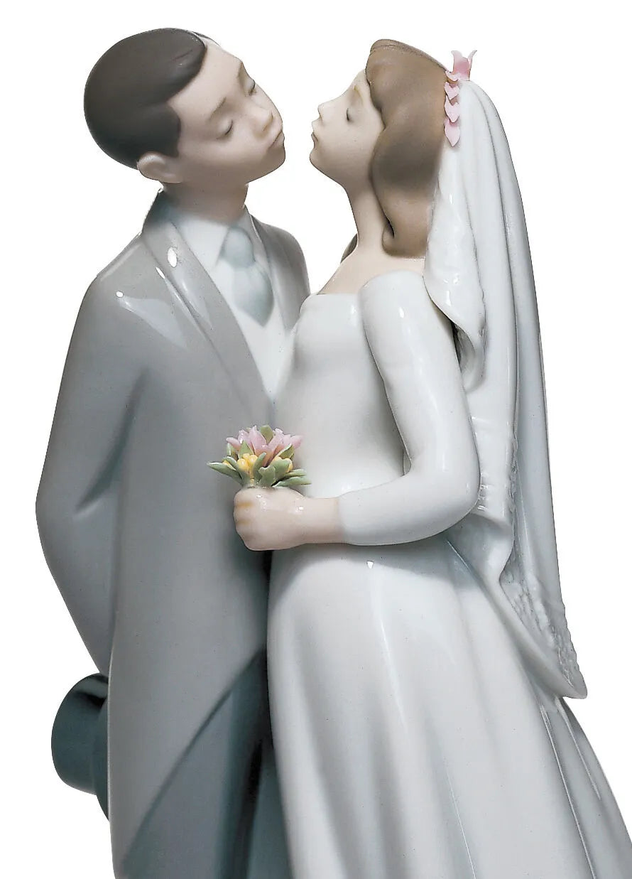 un bacio da ricordare Lladro 1006620 dettagli visi.jpg