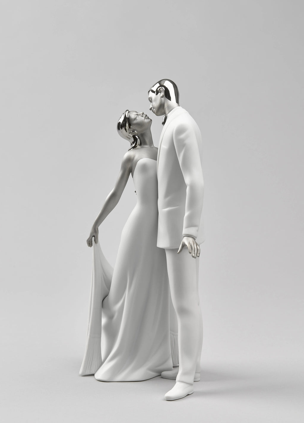 Felice anniversario Lladro 1007045 Re-deco da destra.jpg