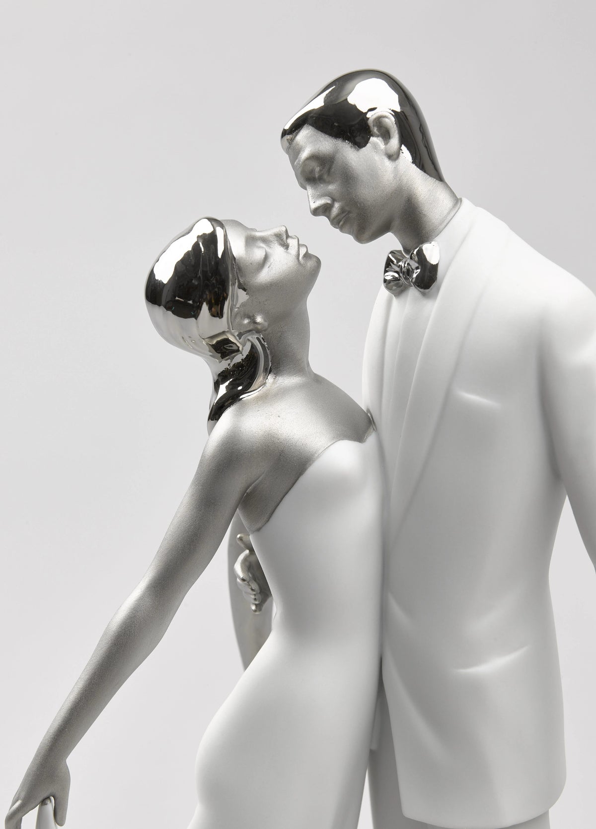 Felice anniversario Lladro 1007045 Re-deco primo piano.jpg