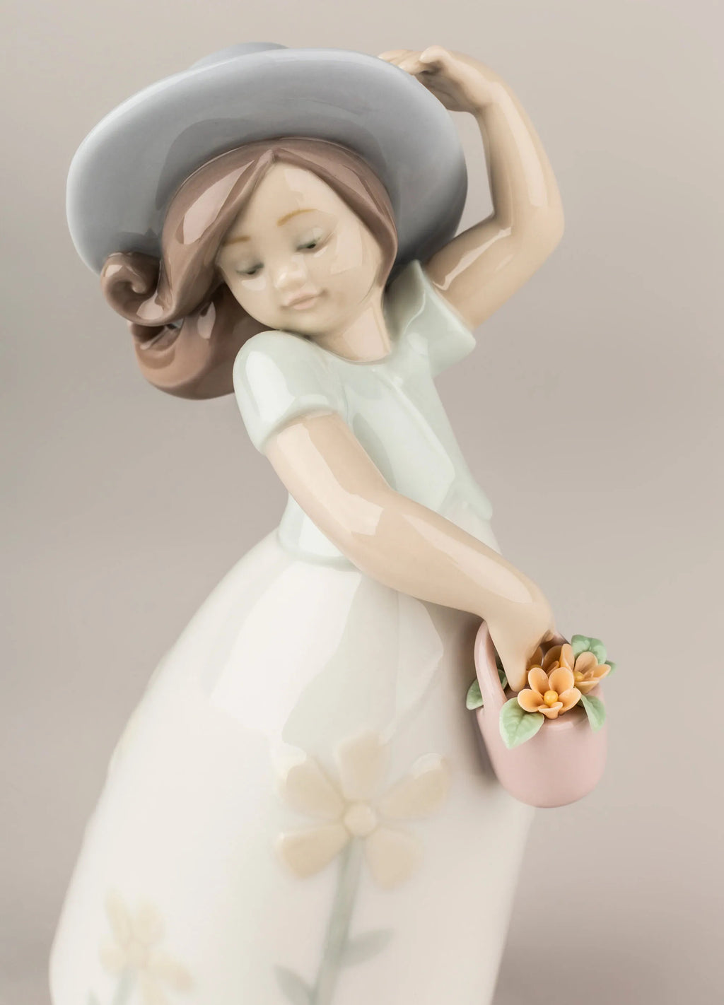 piccola marghertia Lladro 1008041 primo piano b.jpg