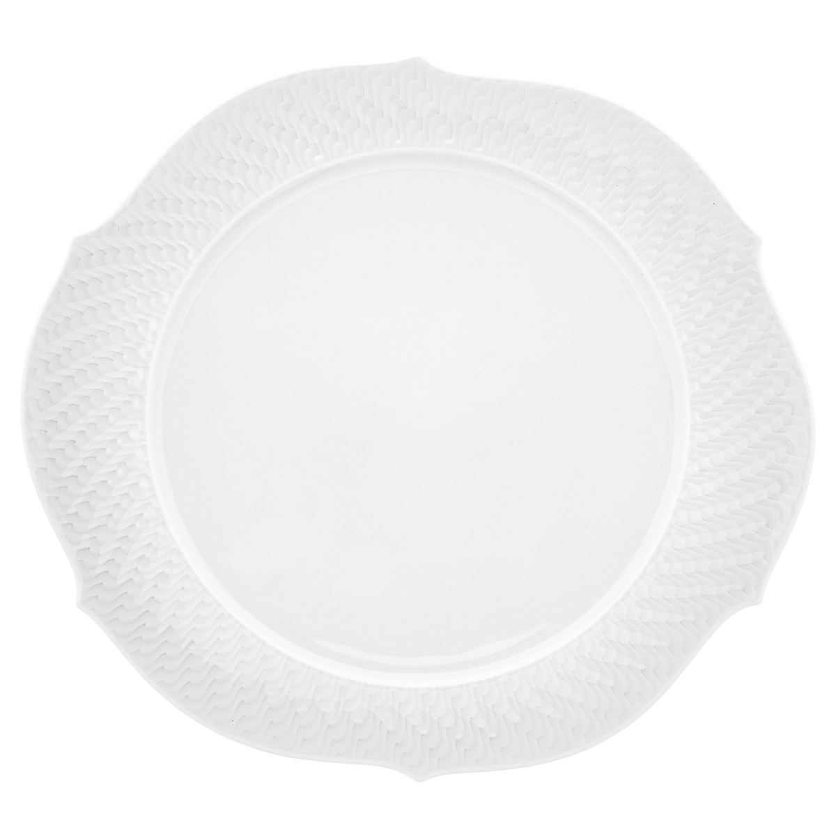 primo piano piatto onde bianco meissen.jpg