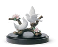 colombe su ciliegio Lladro 1008422.jpg
