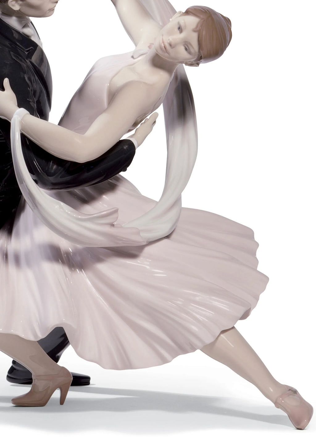 elegante foxtrot Lladro 1008638 ballerina.jpg