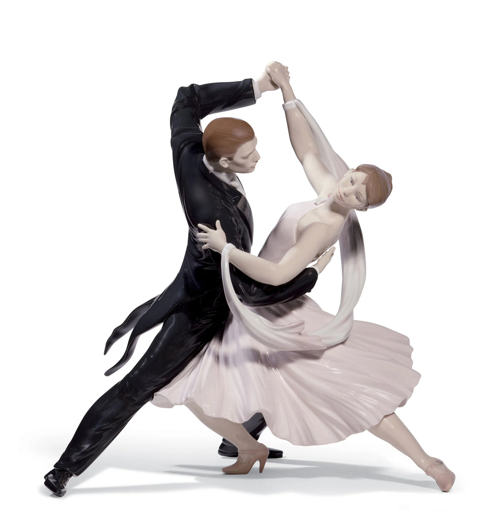 elegante foxtrot Lladro 1008638.jpg