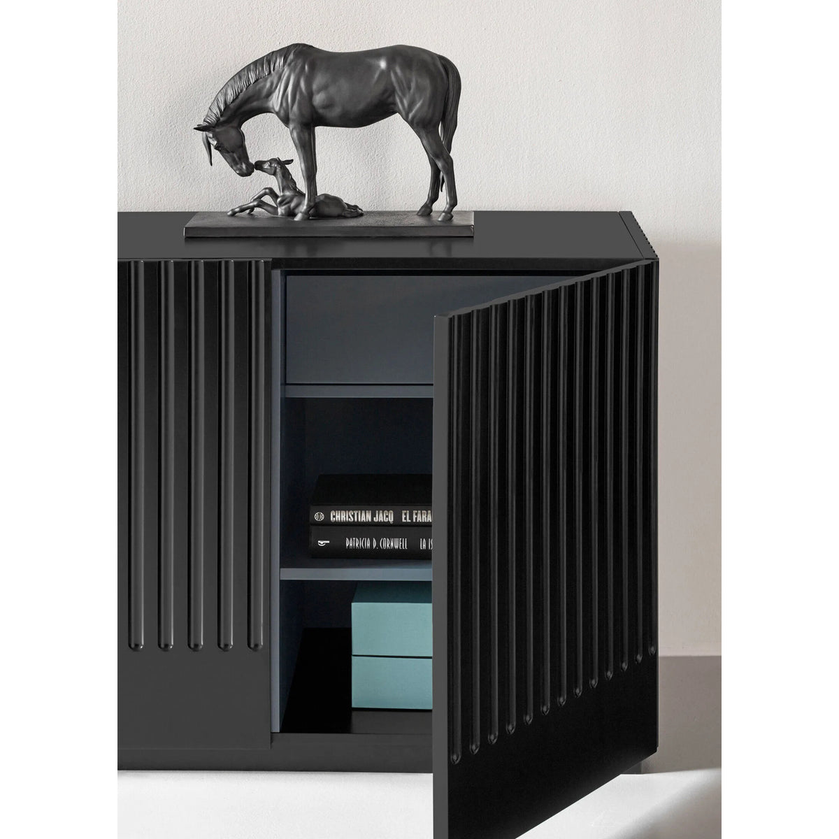 cavalla con puledro Lladro 1012560 ambientata.jpg