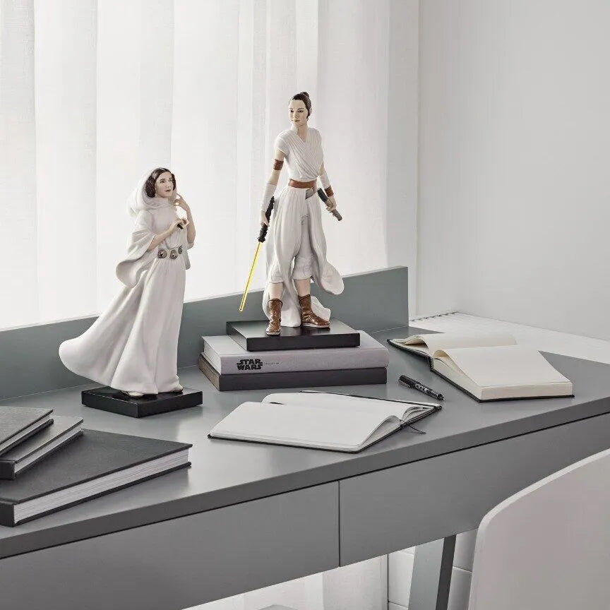 Rey Lladro 1009414 ambientata 2.jpg