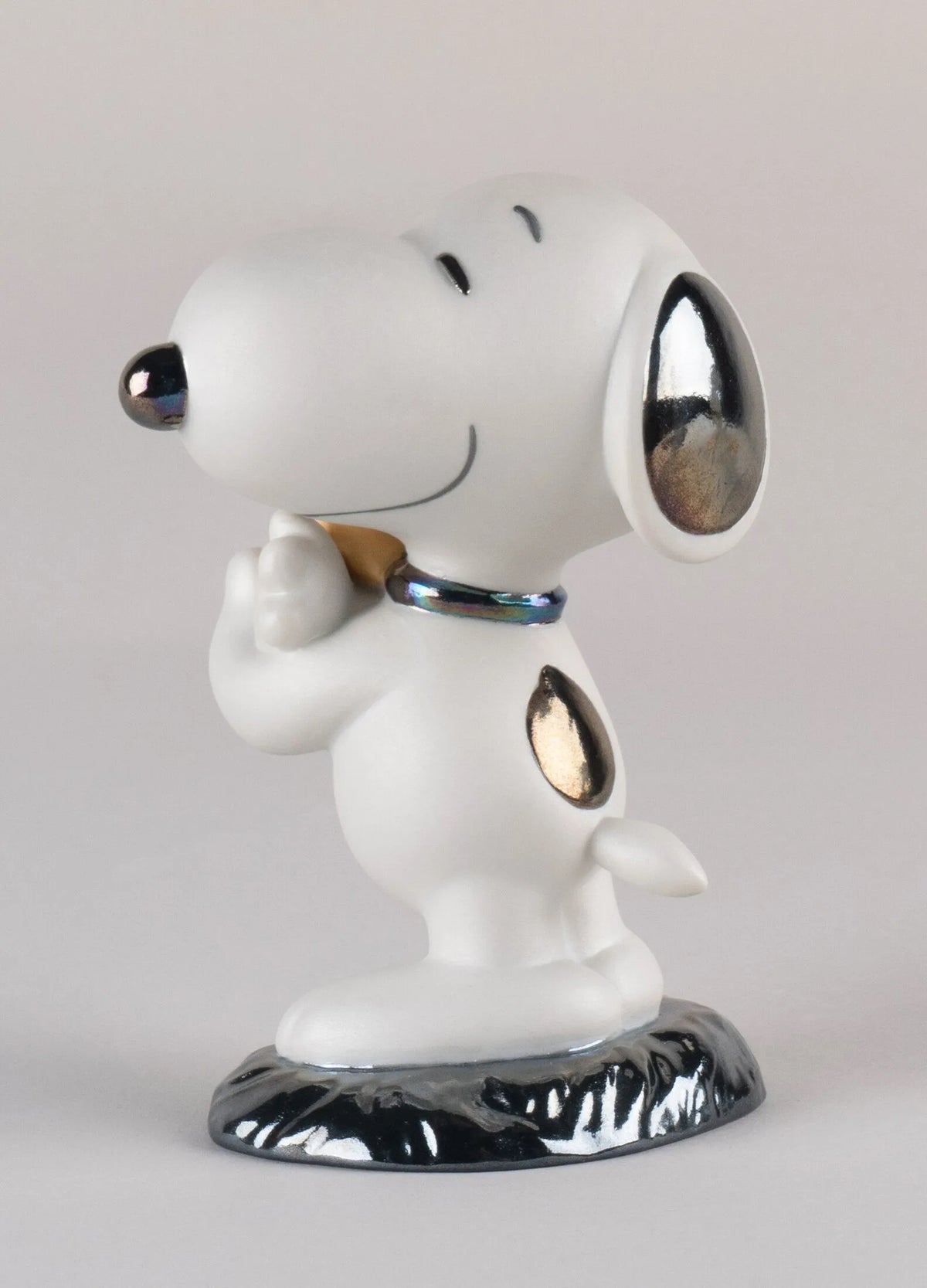 Snoopy 1009490 Lladro retro sx.jpg