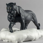 pantera nera con cucciolo 1009382 Lladro lato.jpg