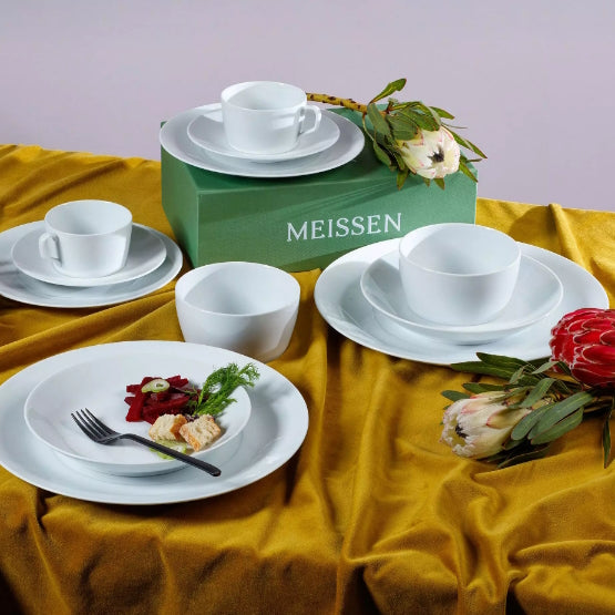 cosmopolitan bianco Meissen ambientato 2.jpg