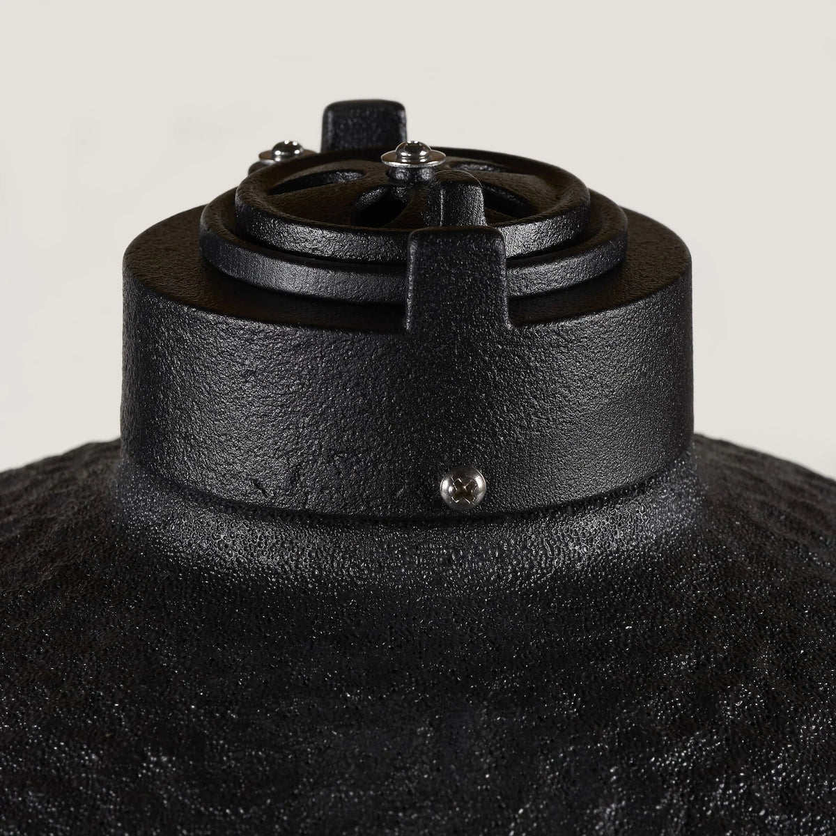 Kamado minimax nero 80053587 dettaglio coperchio.jpg